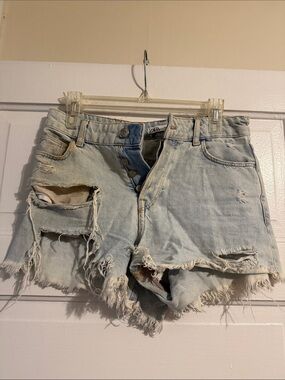 Zara Light Wash Distressed Denim Shorts